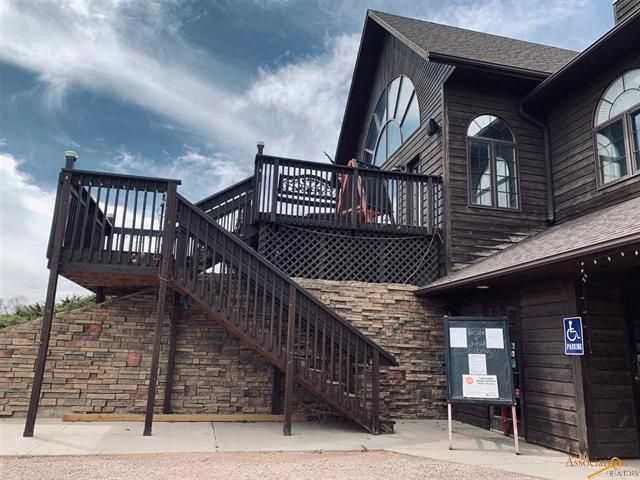 Wooley's Grill & Cellar: 1648 Highway 18 Byp, Hot Springs, SD 57747